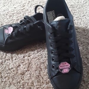 Brand new Skechers slip resistant shoes black